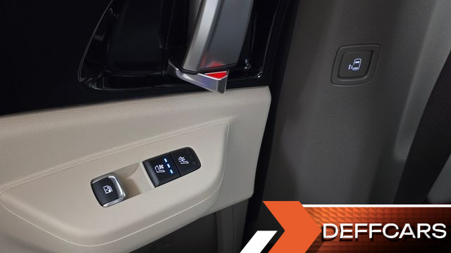 Kia CARNIVAL Gasoline 9-Seater Hi Limousine Signature купить на сайте DeffCars