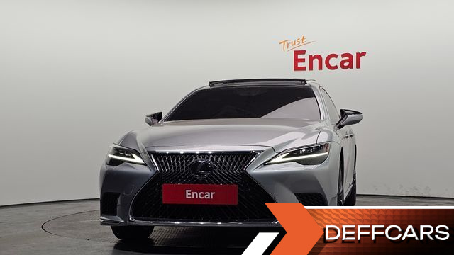 Lexus LS 3.5 Luxury AWD купить на сайте DeffCars