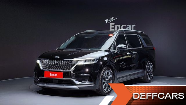 Kia CARNIVAL Gasoline 9-Seater Signature купить на сайте DeffCars