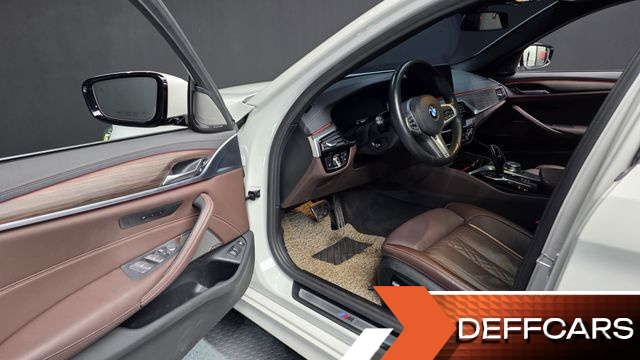 BMW 5-SERIES 530e M Sport купить на сайте DeffCars