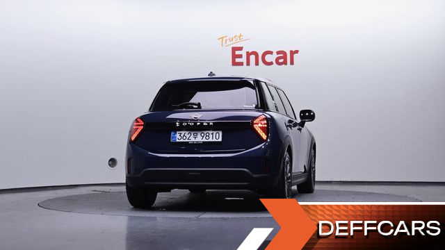 Mini COOPER 5Door Essential купить на сайте DeffCars