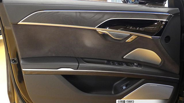 Audi A8 55 TFSI Quattro Premium LWB купить на сайте DeffCars