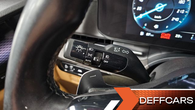 Kia CARNIVAL Gasoline 9-Seater Signature купить на сайте DeffCars