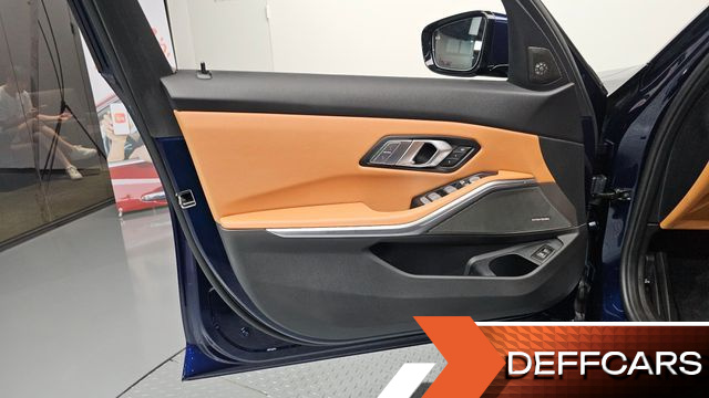 BMW 3-SERIES 320i M Sport купить на сайте DeffCars