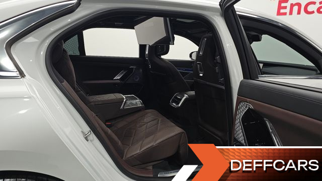 BMW 7-SERIES 750e xDrive M Sport купить на сайте DeffCars