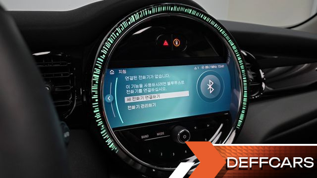 Mini COOPER Classic Plus Launch Pack Third Generation купить на сайте DeffCars