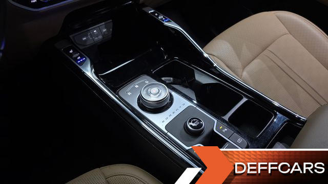 Kia SORENTO HEV 1.6 2WD Noblesse купить на сайте DeffCars