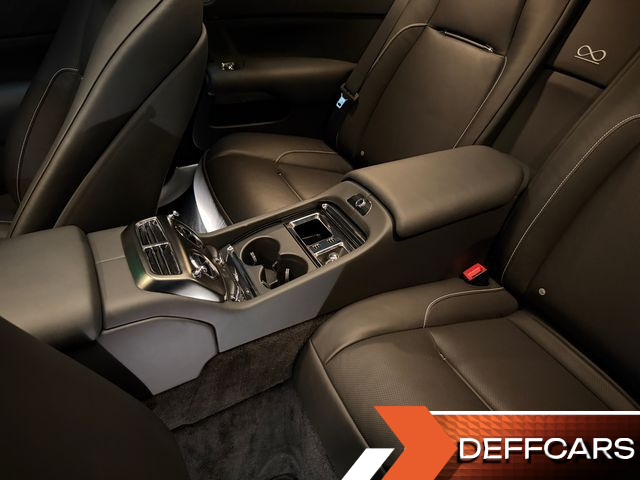 Rolls-Royce WRAITH 6.6 Black Badge купить на сайте DeffCars