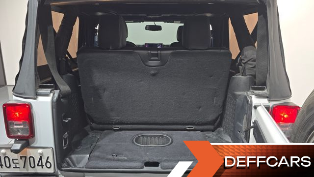 Jeep WRANGLER 3.6 Sport 2Door купить на сайте DeffCars