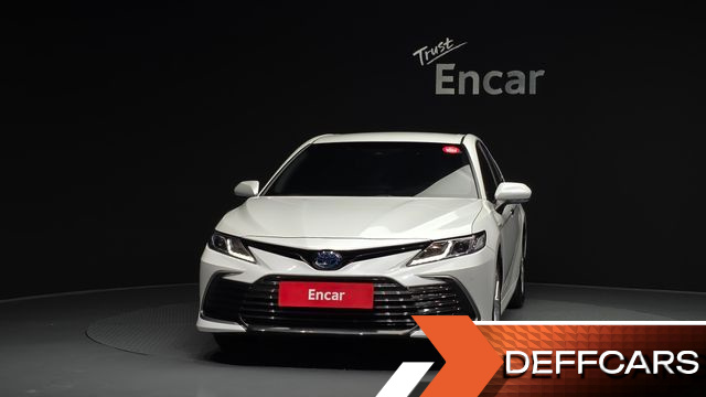Toyota CAMRY 2.5 LE Hybrid купить на сайте DeffCars