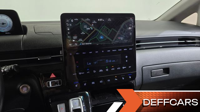 Hyundai STARIA Lounge 7-Seater Inspiration купить на сайте DeffCars