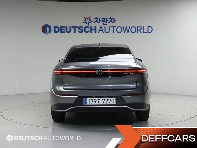 Toyota CROWN 2.5 4WD Hybrid купить на сайте DeffCars