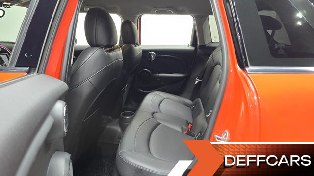 Mini COOPER 5Door Standard 3rd купить на сайте DeffCars