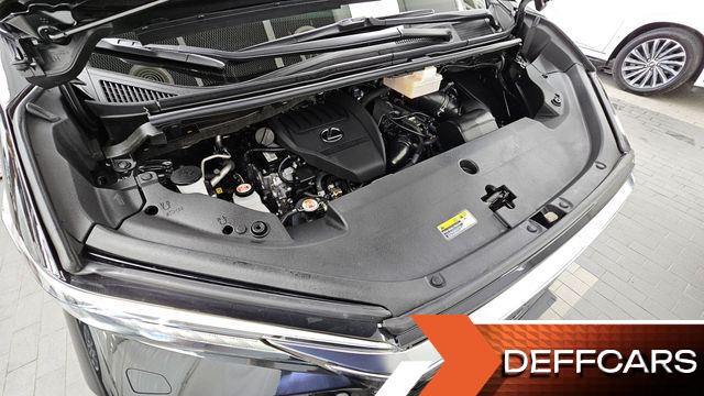 Lexus LM 500h Royal купить на сайте DeffCars