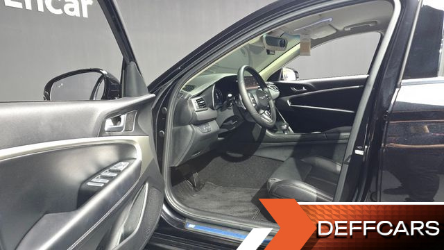 Genesis G70 Gasoline 2.0T 4WD купить на сайте DeffCars