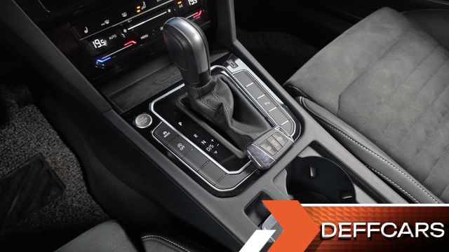 Volkswagen PASSAT 2.0 TDI Premium купить на сайте DeffCars