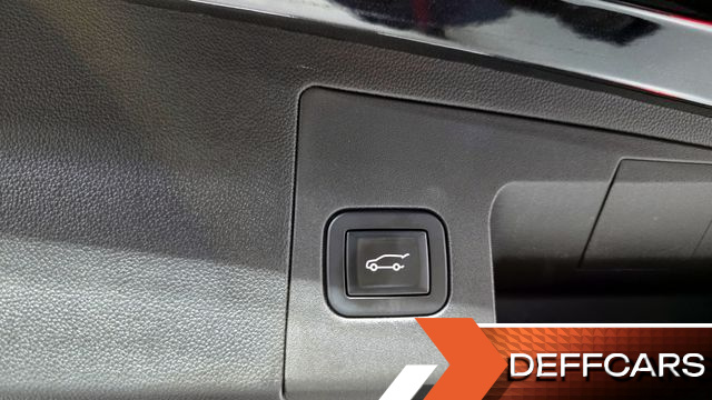 Cadillac XT5 3.6 Premium Plus AWD купить на сайте DeffCars