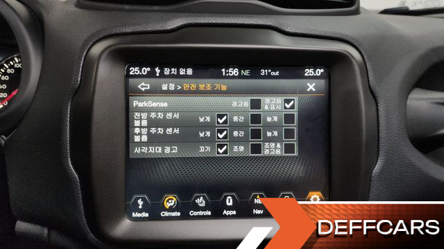 Jeep RENEGADE 1.3 Limited купить на сайте DeffCars