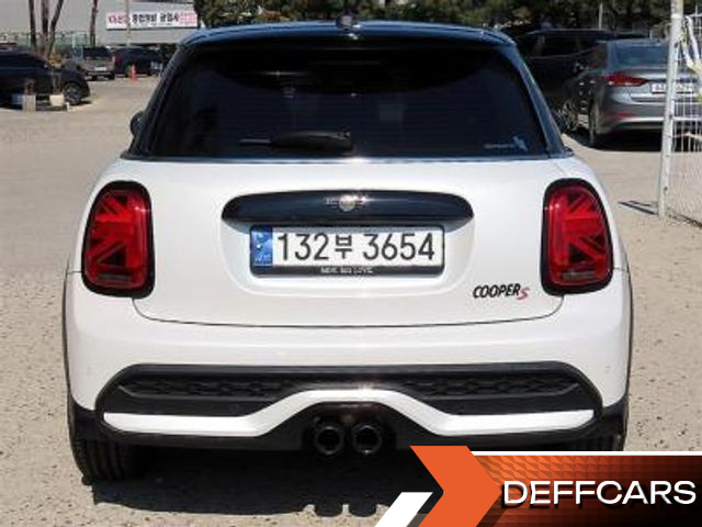 Mini COOPER 5Door Classic Third Generation купить на сайте DeffCars