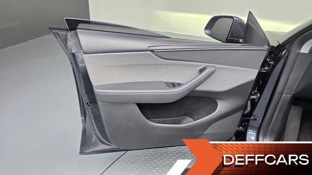 Tesla MODEL Y RWD купить на сайте DeffCars
