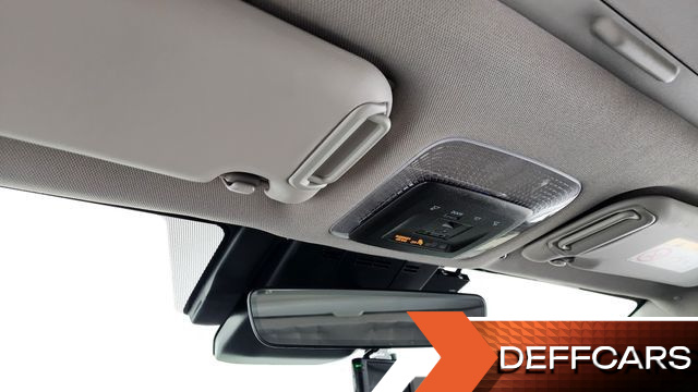 Toyota PRIUS 2.0 XLE купить на сайте DeffCars
