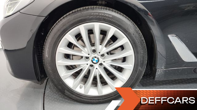 BMW 5-SERIES 520i Luxury купить на сайте DeffCars