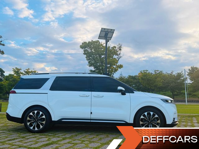 Kia CARNIVAL Diesel 9-Seater Signature купить на сайте DeffCars