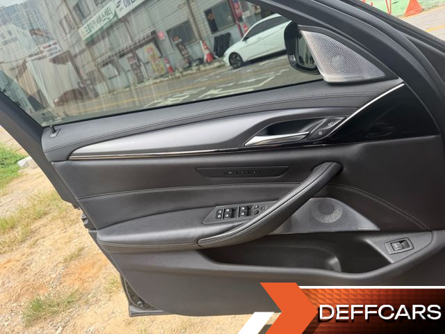 BMW M5 M5 Sedan купить на сайте DeffCars