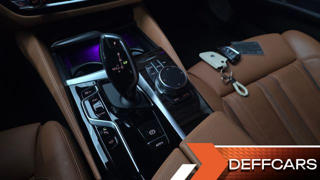 BMW 5-SERIES 520i Luxury купить на сайте DeffCars