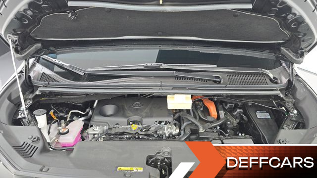 Toyota ALPHARD 2.5 HEV Executive AWD купить на сайте DeffCars