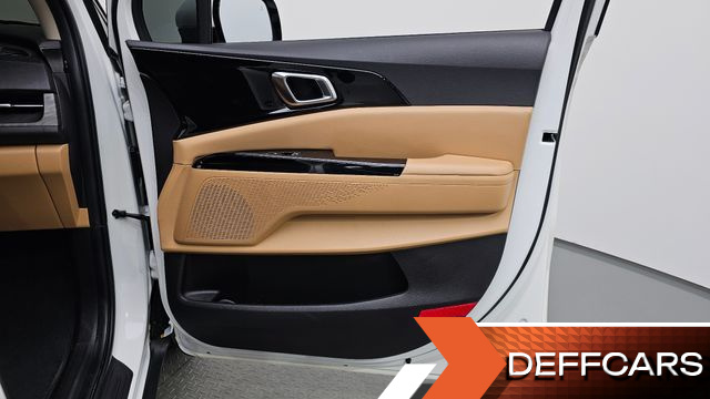 Kia CARNIVAL Gasoline 9-Seater Noblesse купить на сайте DeffCars
