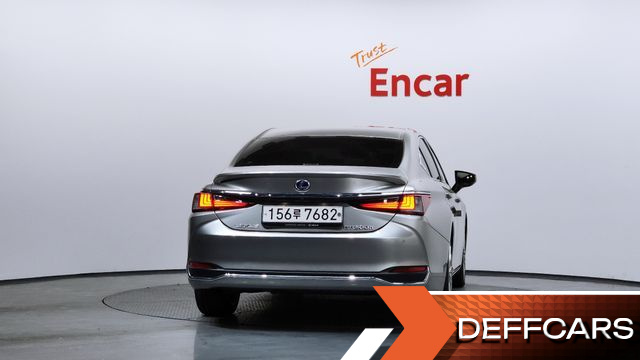 Lexus ES Luxury Plus купить на сайте DeffCars