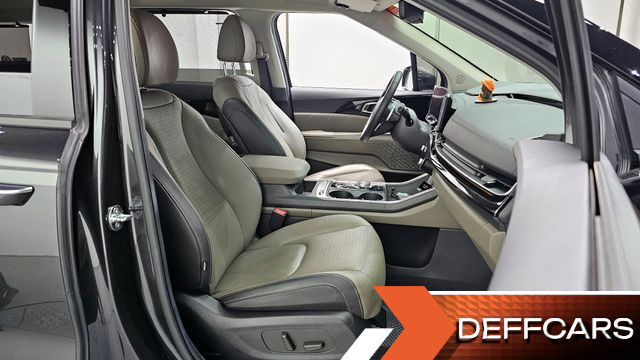 Kia CARNIVAL 9-Seater Gravity купить на сайте DeffCars