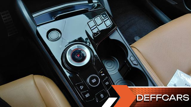 Kia SPORTAGE Gasoline 1.6 Turbo 2WD Signature Gravity купить на сайте DeffCars