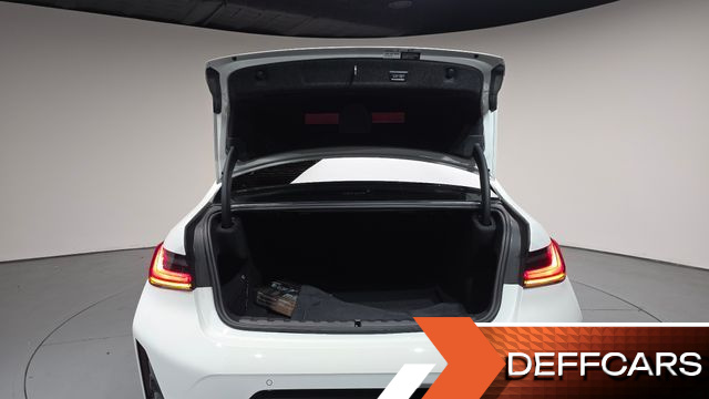 BMW 3-SERIES 320i M Sport купить на сайте DeffCars