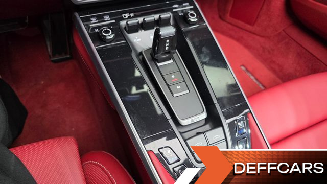 Porsche 911 Carrera 4 GTS Cabriolet купить на сайте DeffCars