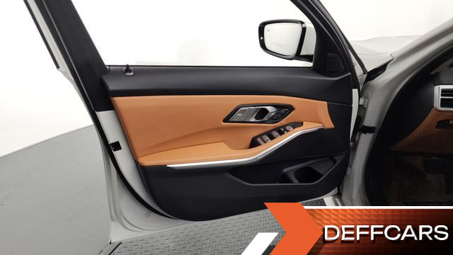 BMW 3-SERIES 320i купить на сайте DeffCars
