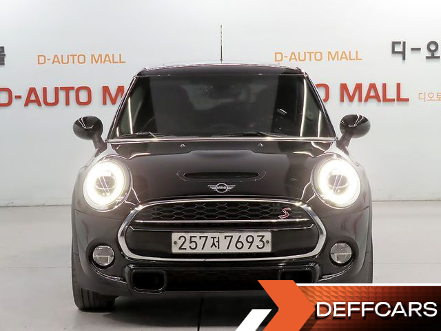 Mini COOPER 5Door Standard 3rd купить на сайте DeffCars
