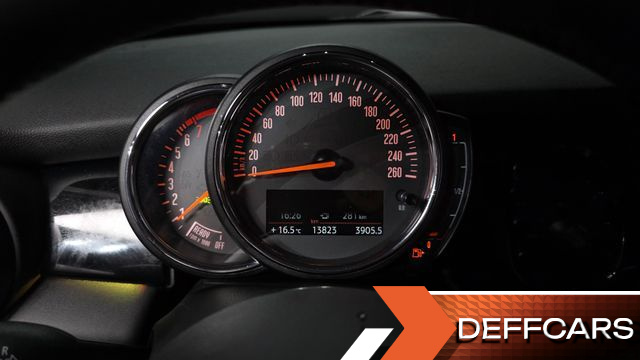 Mini COOPER 5Door Classic Third Generation купить на сайте DeffCars
