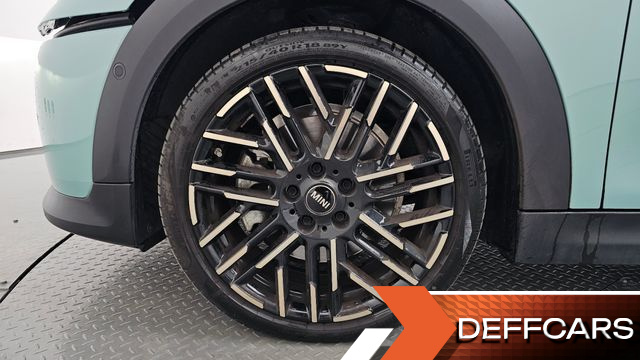 Mini COOPER Favoured купить на сайте DeffCars