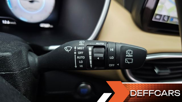 Hyundai SANTAFE Diesel 2.2 4WD Calligraphy купить на сайте DeffCars