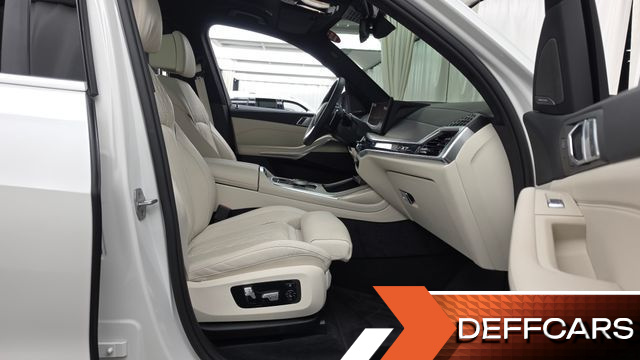 BMW X7 xDrive 40i Design Pure Excellence 7-Seater купить на сайте DeffCars