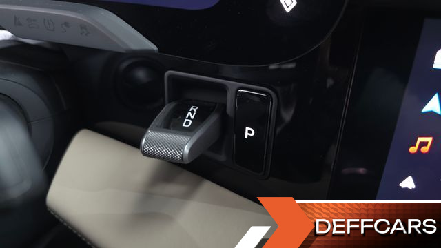 Porsche TAYCAN 4S купить на сайте DeffCars