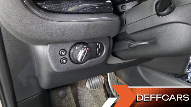 Mini CLUBMAN Standard 2nd купить на сайте DeffCars