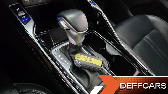 Kia SORENTO Gasoline 2.5T 2WD Prestige купить на сайте DeffCars