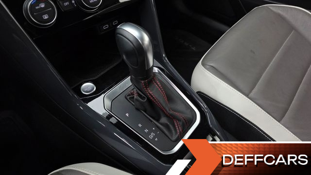Volkswagen T-ROC 2.0 TDI Premium купить на сайте DeffCars