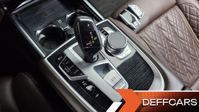 BMW 7-SERIES 740Li xDrive M Sport Package купить на сайте DeffCars