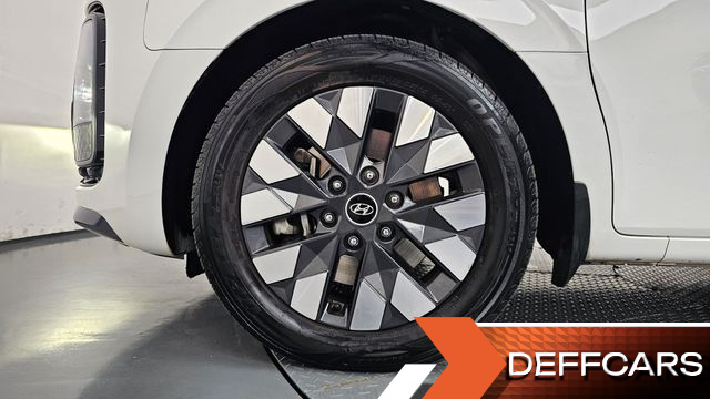 Hyundai STARIA L3.5 Lounge 7-Seater Mobility купить на сайте DeffCars