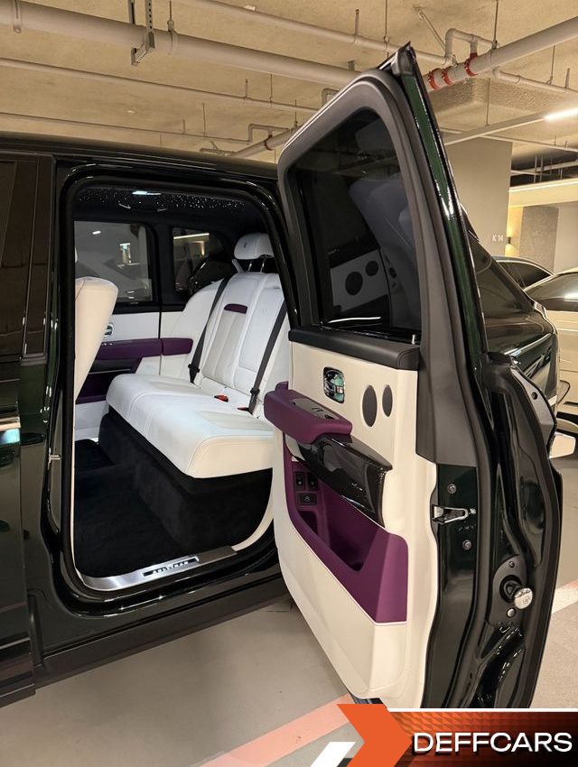 Rolls-Royce CULLINAN 6.7 V12 Black Badge купить на сайте DeffCars
