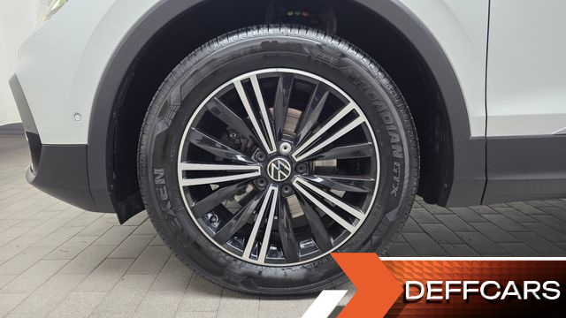 Volkswagen TIGUAN 2.0 TDI Premium купить на сайте DeffCars